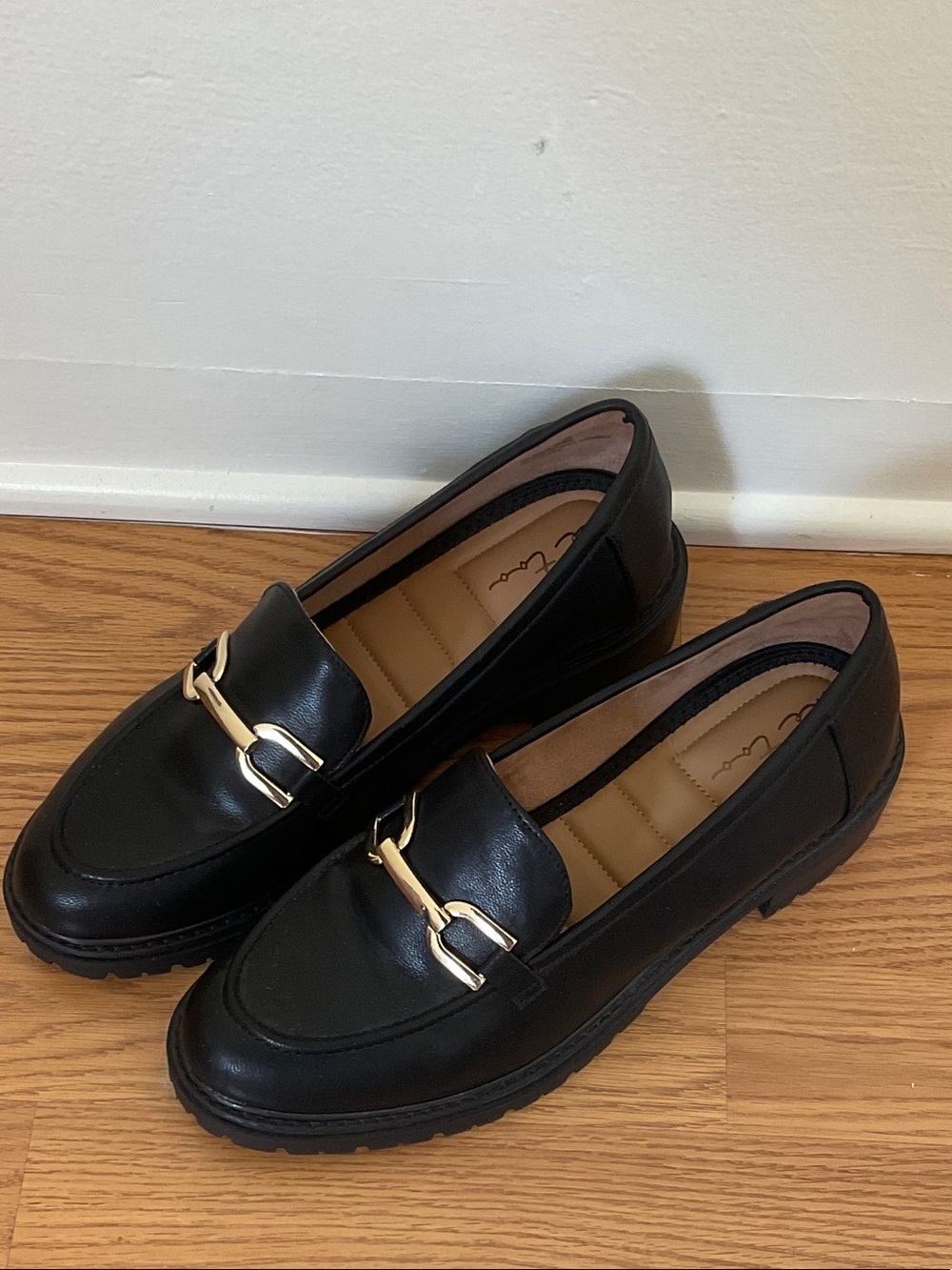 me too Black Leather Loafers with Gold Bit